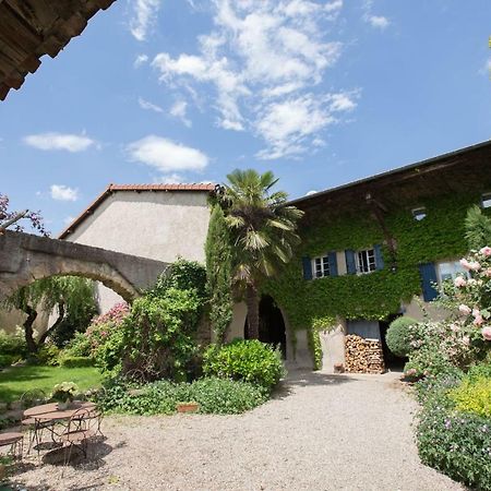 Le Clos Du Perret Chaussan Kültér fotó