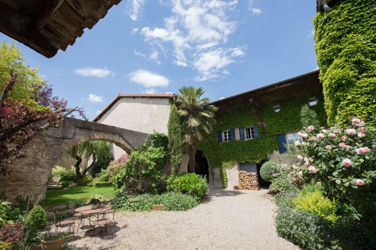 Le Clos Du Perret Chaussan Kültér fotó